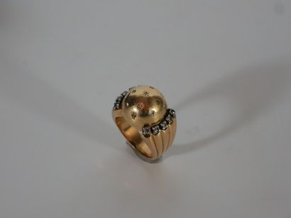 BAGUE en or jaune 18k (750 millièmes) et...