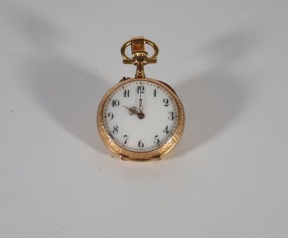 MONTRE DE COL en or jaune 18k (750 millièmes)...