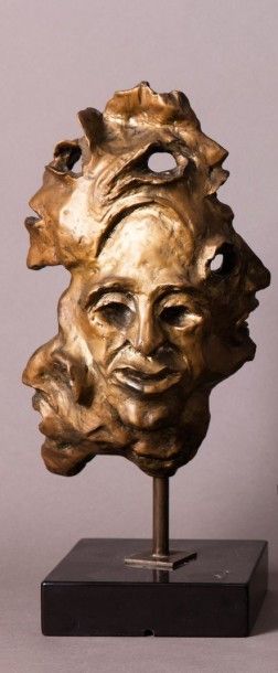 Pierre SEGERON

Masques
Bronze à patine dorée...