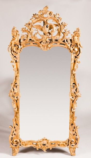 (*) Important miroir rectangulaire de forme...