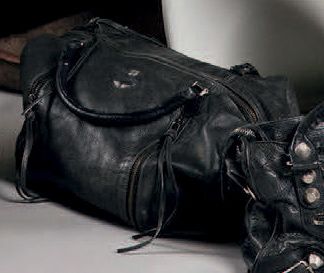 *ZADIG &VOLTAIRE

Little sunny
Sac à main...