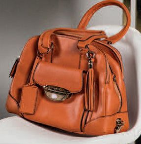 *LANCEL Adjani

Sac à main en cuir orange...