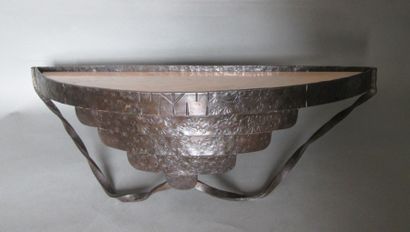 ATTRIBUE A Michel ZADOUNAISKI (1903-1983)

Console...