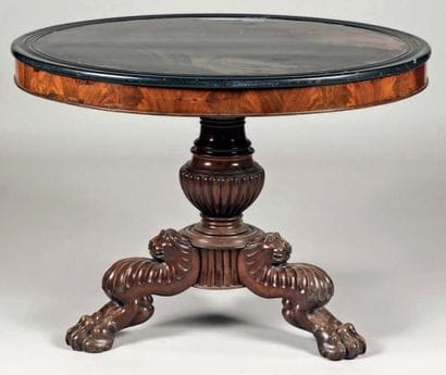 Grande table guéridon tripode en acajou et...