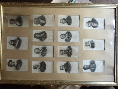Pièce encadrée représentant 14 gravures de...