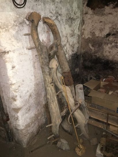 Charette et joues de boeufs.