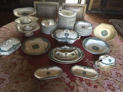 J. VIEILLARD Bordeaux Service de table en...