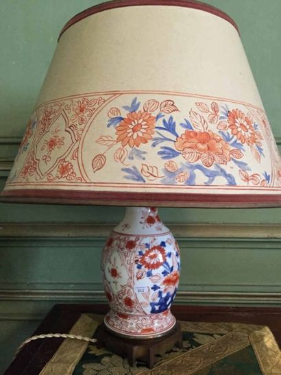 Lampe en porcelaine et bronze en décore ...