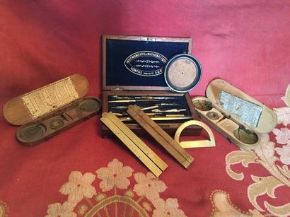 Lot d'instruments scientifiques, compas,...