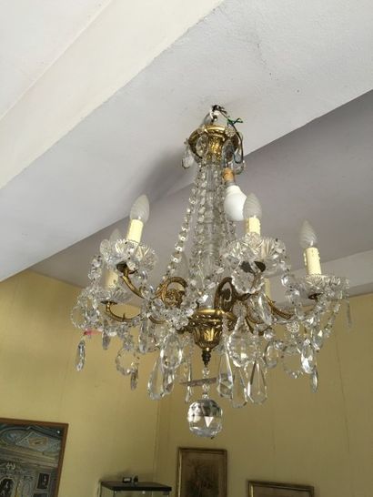 Lustre en bronze et pampilles de verre à...