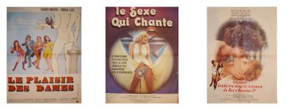 Lot de trois petites affiches originales...