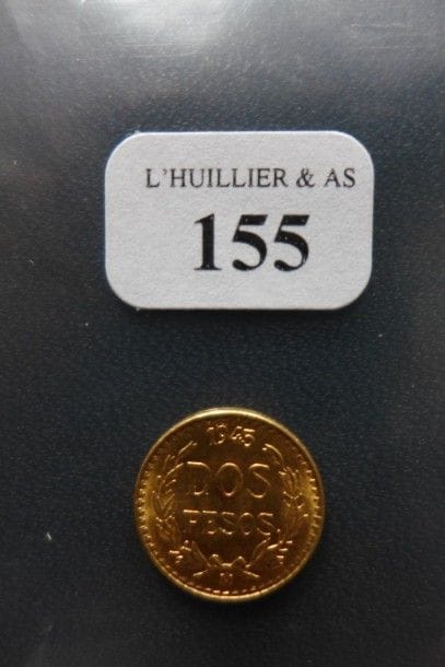 MEXIQUE

Une pièce de deux pesos (1945).

Lot...