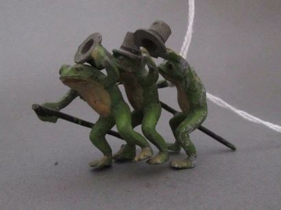 GRENOUILLES au music-hall en plomb émaillé...