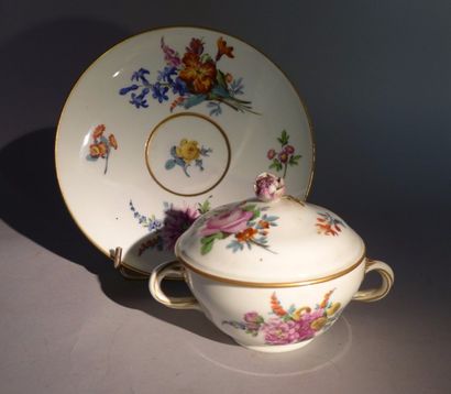 ALLEMAGNE - MEISSEN

Bouillon rond couvert...