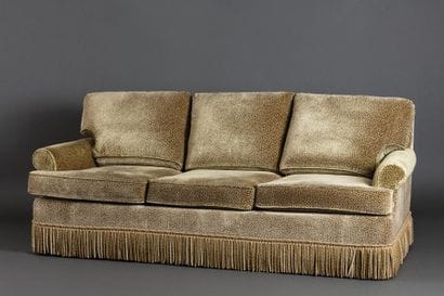 Canapé confortable trois places. Garniture...