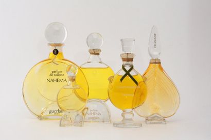 GUERLAIN

Assortiment de cinq flacons : Chamade...