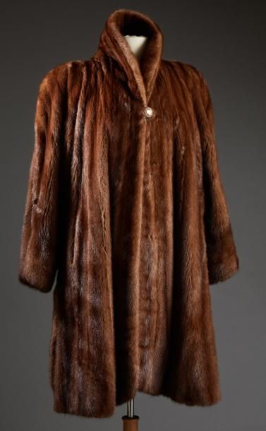 GASKA

Manteau 3/4 vison ranch

Saga mink

Taille...