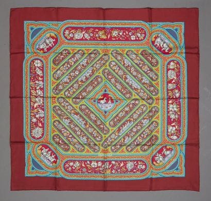 HERMES Paris

Kalamdan

Carré en twill de...