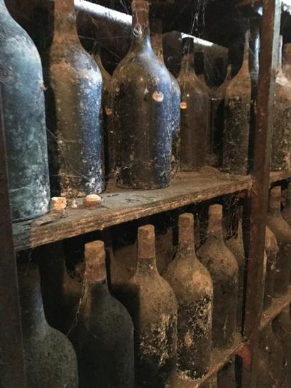 Pot gascon (2,5litres) de bas armagnac 1848...