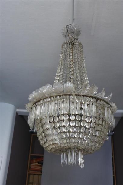 Lustre corbeille à enfilages de lignes de...