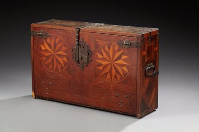 Bargueno de voyage en bois naturel ouvrant...