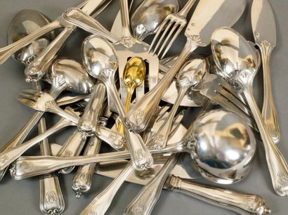 Ménagère en argent, modèle à cannelure et...