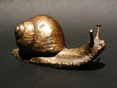 Statuette en bronze à patine mordorée Escargot...