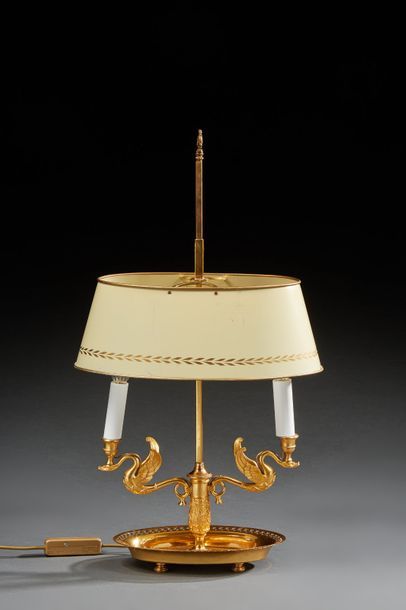 Lampe bouillotte de style Empire à deux bras...