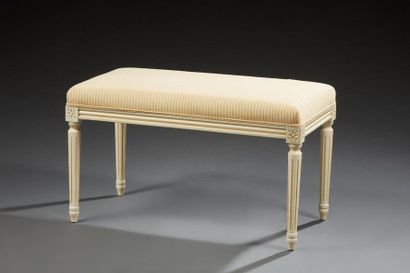 Banquette rectangulaire de style Louis XVI...