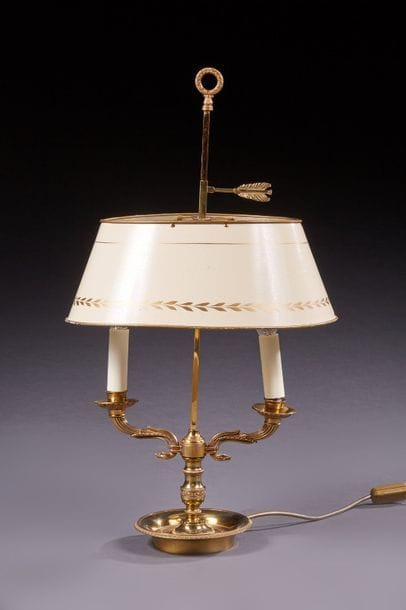 Lampe bouillotte de style Empire à deux bras...