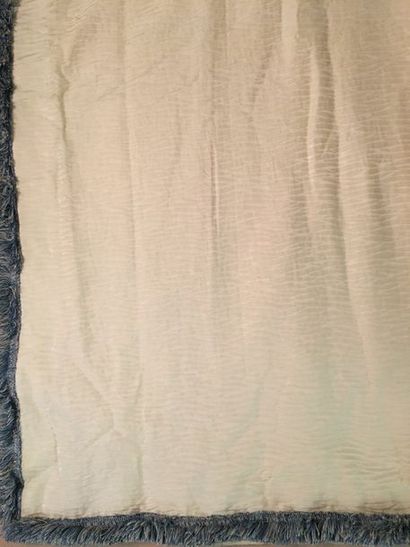 Paire de rideaux en jacquard moiré ivoire....
