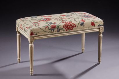 Banquette rectangulaire de style Louis XVI...