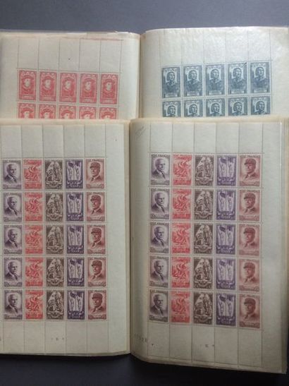 FRANCE - Années 1939-45.

Ensemble de bandes...