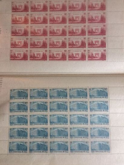 FRANCE - Semi-modernes. Ensemble de timbres...