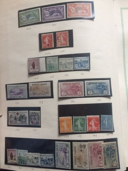 FRANCE - Semi-modernes. Ensemble de timbres...