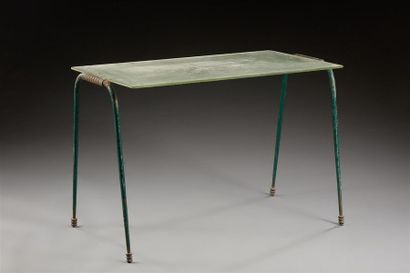 Travail des années 1950
Table à plateau rectangulaire...