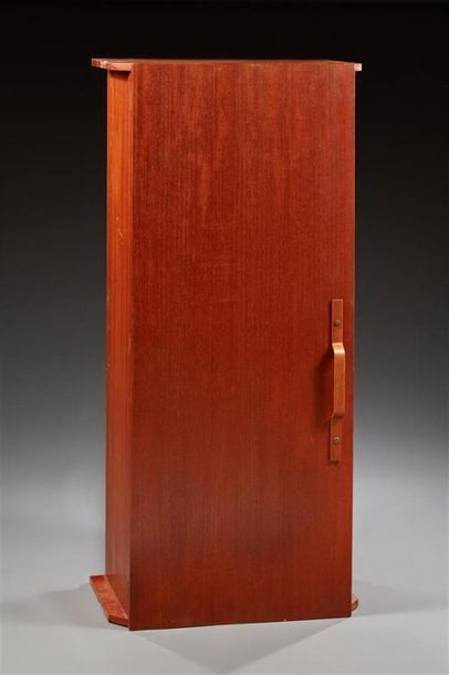 PAMONO
Meuble vestiaire adaptable (armoire...