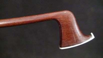 Archet de violon de Charles Nicolas Bazin....