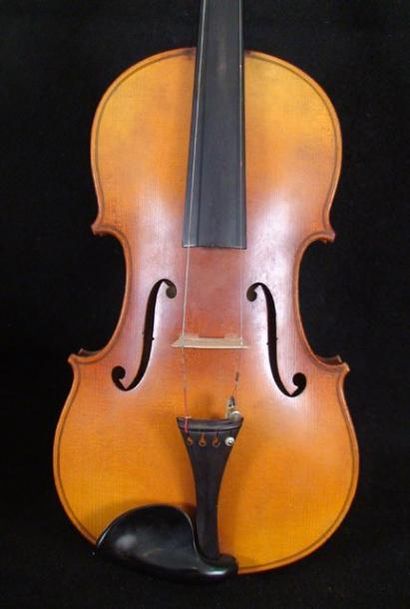 Violon 4/4 français de Mirecourt, début XXè...