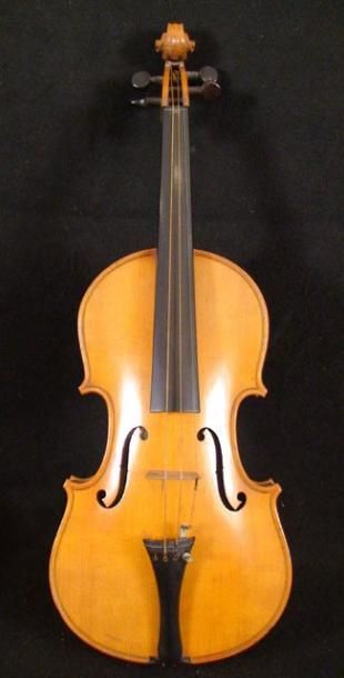 Violon 4/4 français de Mirecourt, atelier...