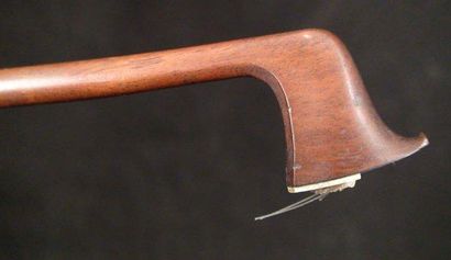Archet de violon français de Mirecourt, de...