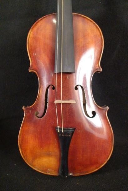 Violon 4/4 de facture allemande portant étiquette...