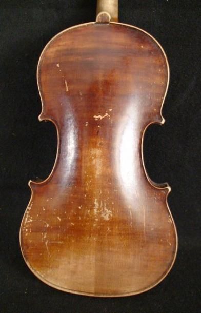 Violon 4/4 français de Mirecourt (demi-moulé)...