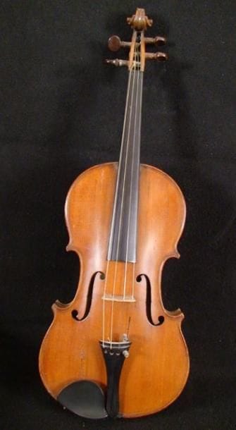 Violon 4/4 français de Mirecourt milieu XIXe....