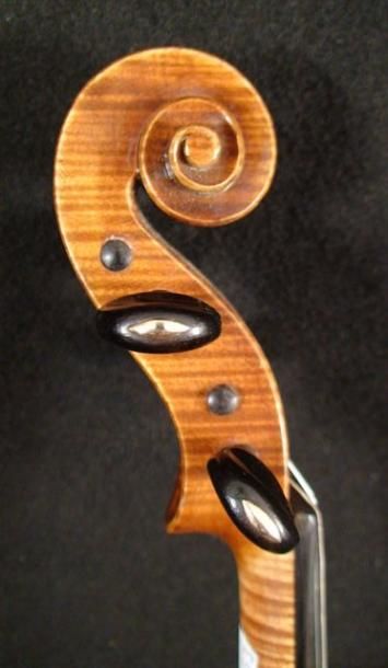 Joli violon français de Mirecourt début 20ème...