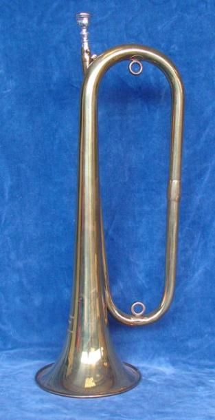 Clairon en cuivre vernissé de 1986, jamais...