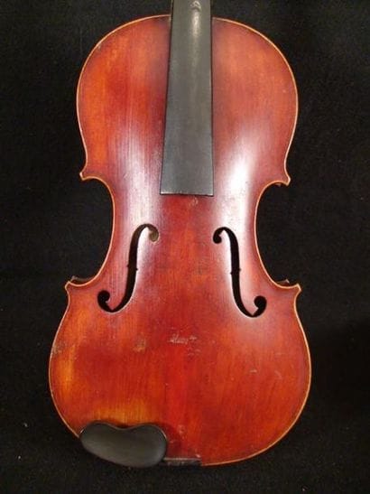 Violon 4/4 de Mirecourt. Médio Fino. Table...