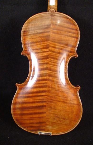 Violon 4/4 début du XXe siècle, facture des...