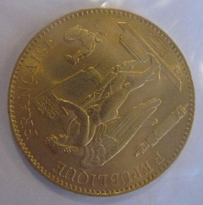 100 Francs or Génie 1882 A TTB+ (coup sur...