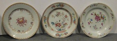 CHINE
Compagnie des Indes Trois assiettes...
